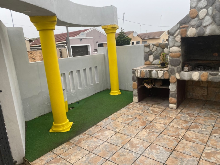 3 Bedroom Property for Sale in Philippi Western Cape